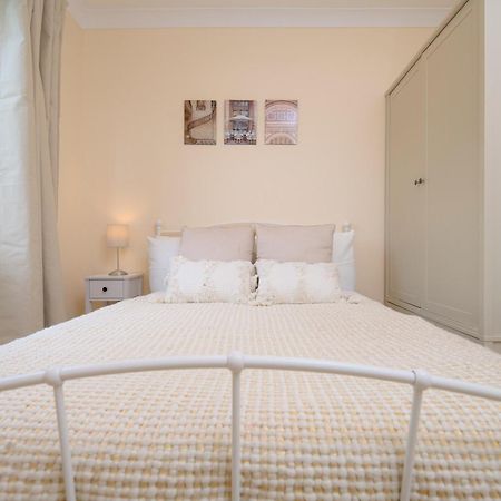 Stylish 4Bed 2 Bath, Nw London Large Apartment Extérieur photo