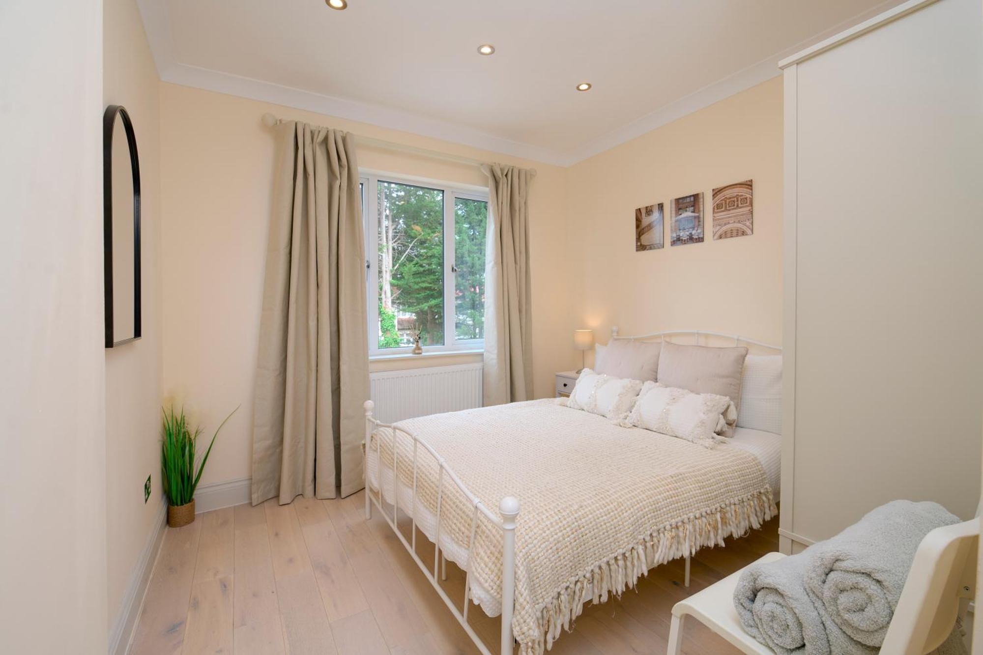 Stylish 4Bed 2 Bath, Nw London Large Apartment Extérieur photo